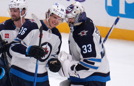 Jets edge Penguins 3-2 as Cole Perfetti scores 9 seconds after tying goal